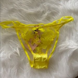 Agent Provacateur Florelai Brief Nude Yellow